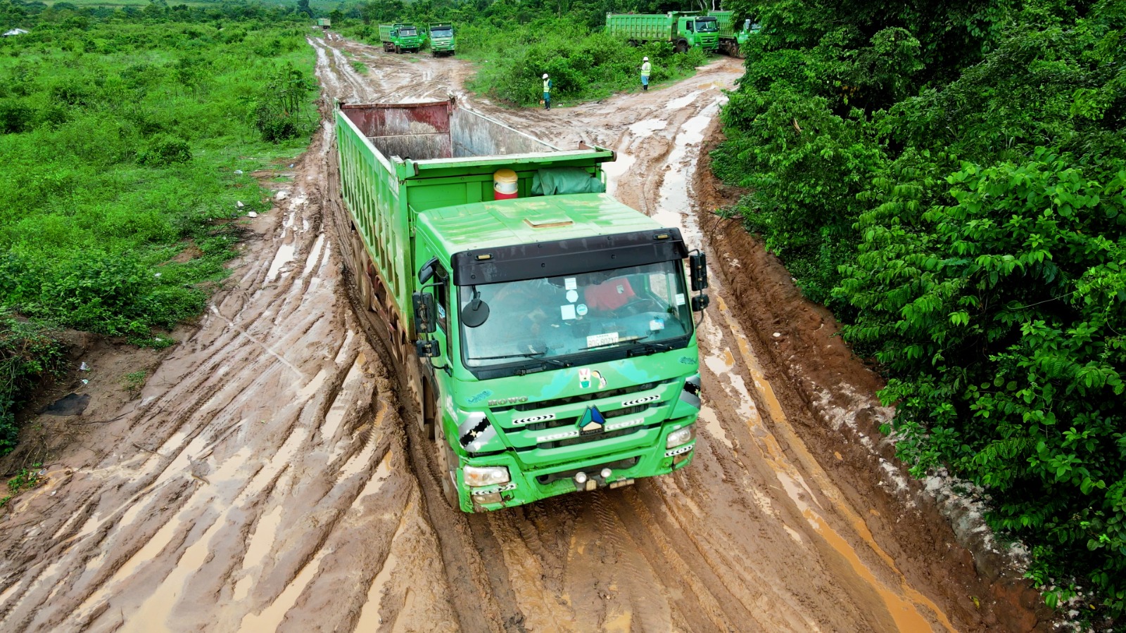 Truck Loading image